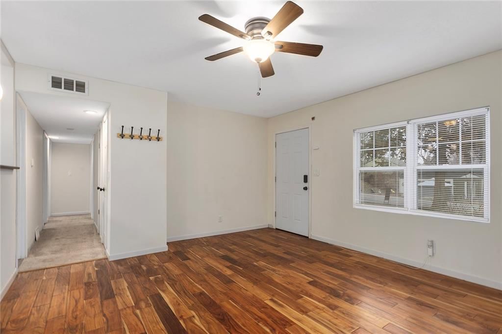4603 WOOD Avenue — photo 4