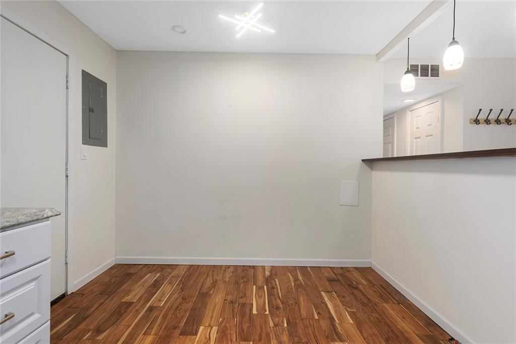 4603 WOOD Avenue — photo 10