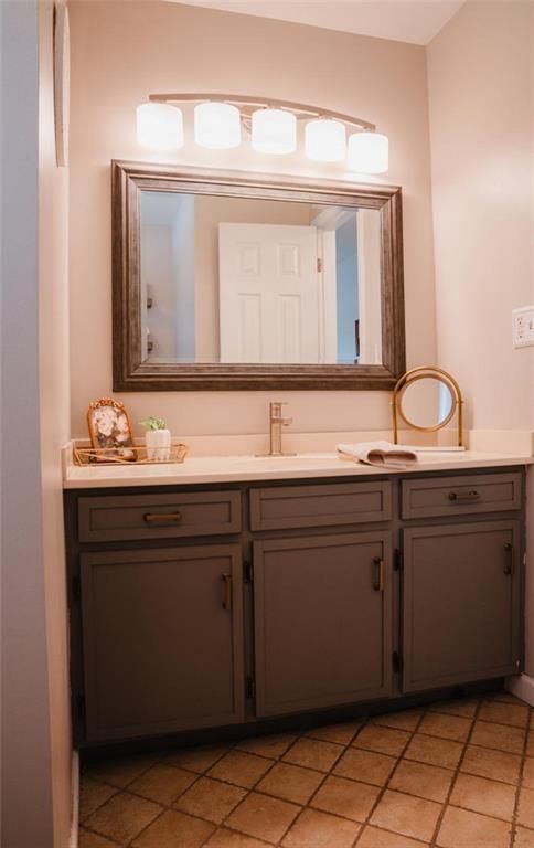 8308 N Troost Avenue — photo 11