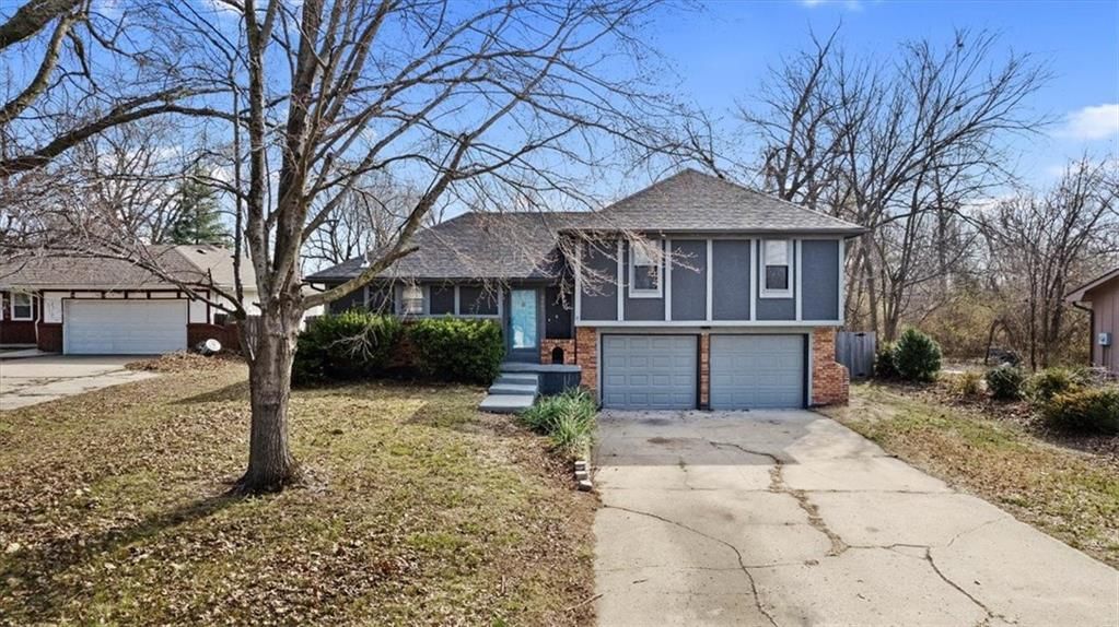 8401 STERLING Avenue — photo 2