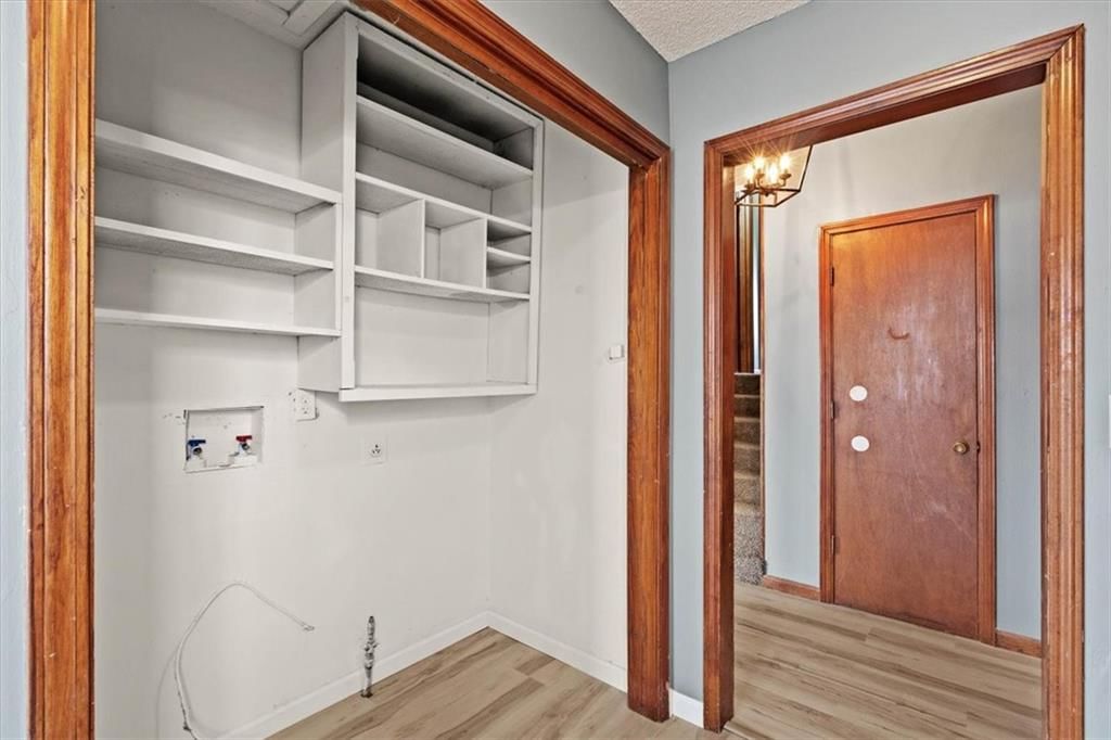 8401 STERLING Avenue — photo 16