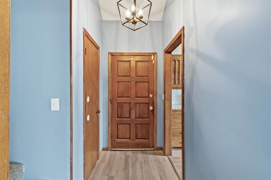8401 STERLING Avenue — photo 17