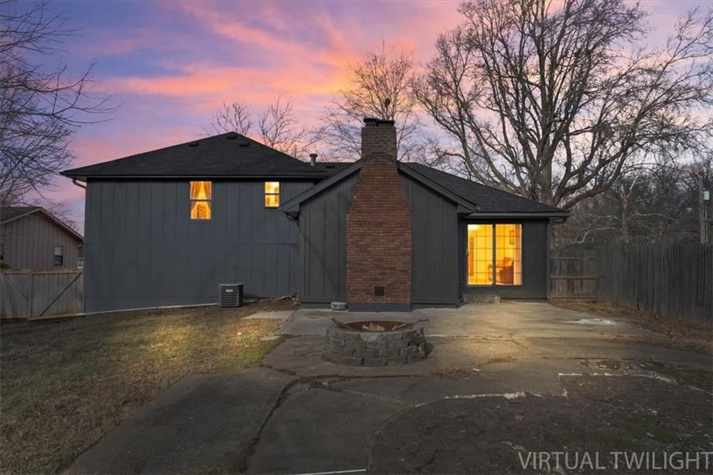 8401 STERLING Avenue — photo 38