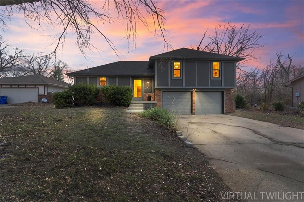 8401 STERLING Avenue — photo 39