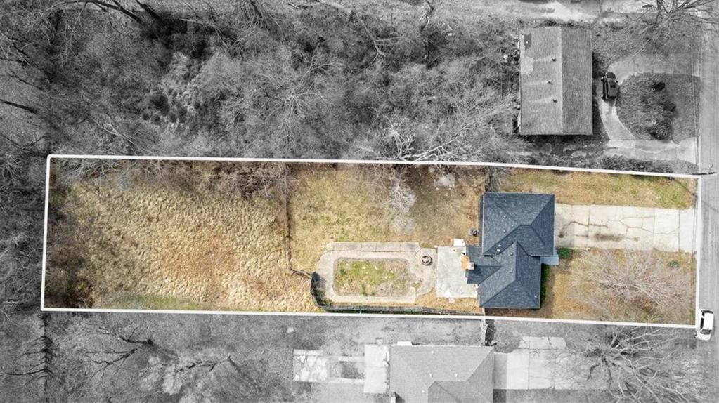 8401 STERLING Avenue — photo 43