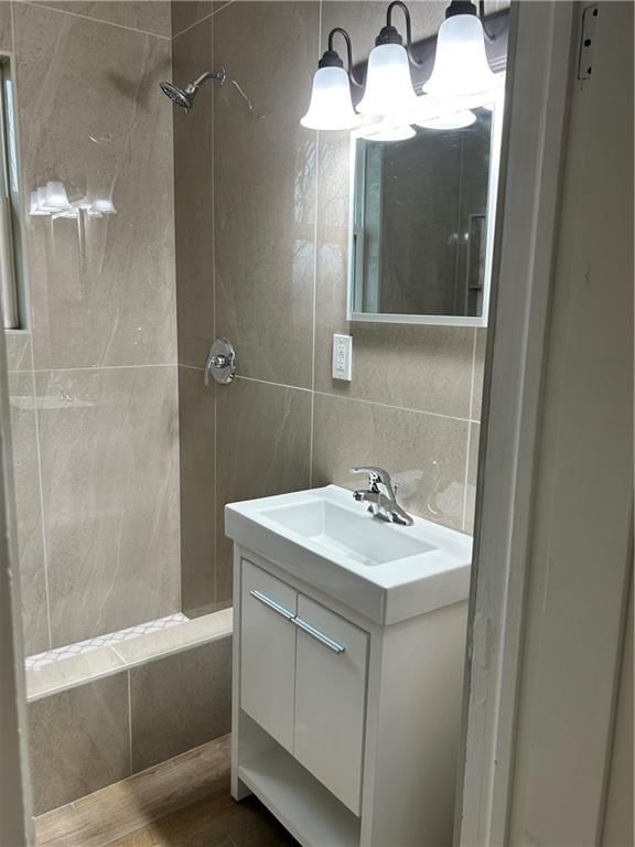 2326 Poplar Avenue — photo 11