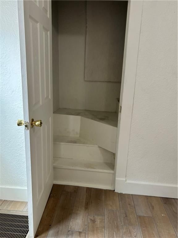 2326 Poplar Avenue — photo 14
