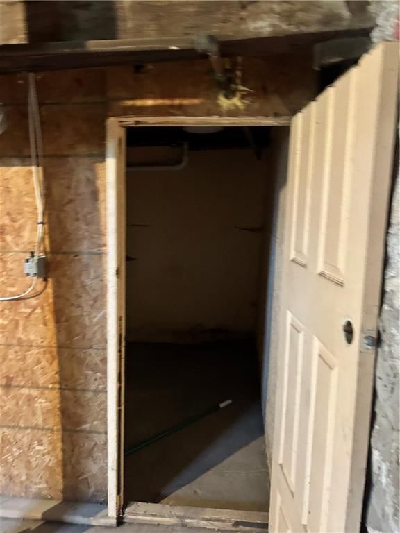 2326 Poplar Avenue — photo 28