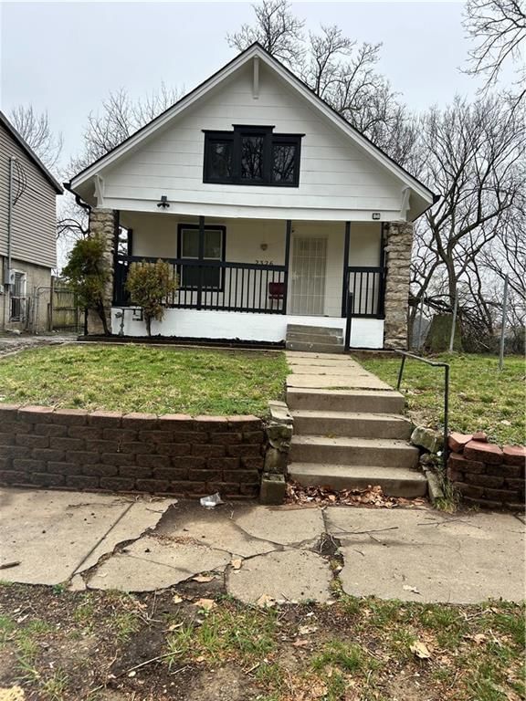 2326 Poplar Avenue — photo 31