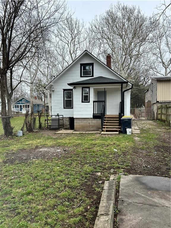 2326 Poplar Avenue — photo 35