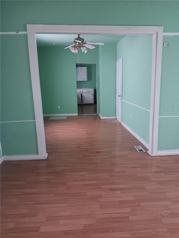 537 S CEDAR Avenue — photo 8