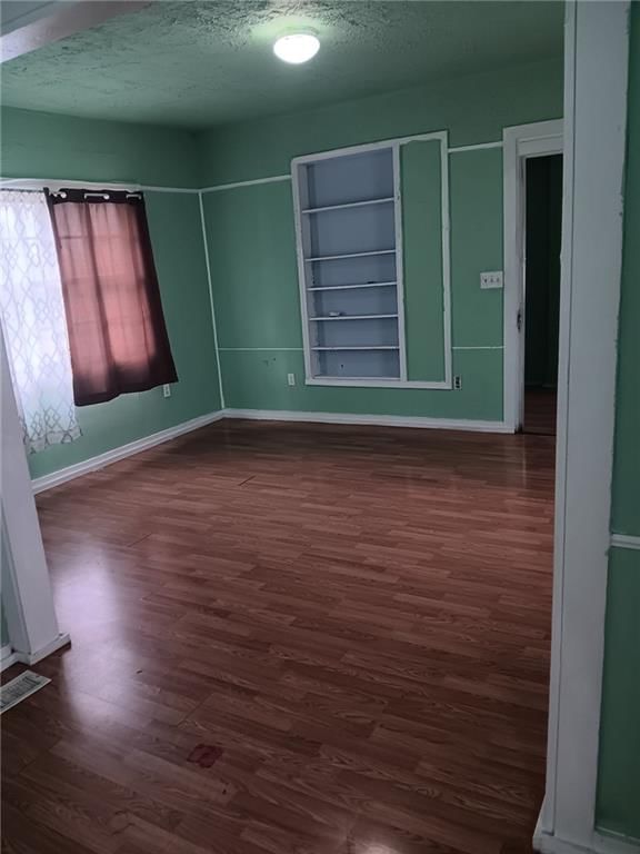 537 S CEDAR Avenue — photo 11