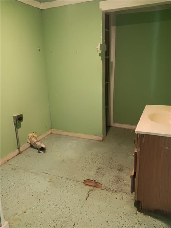 537 S CEDAR Avenue — photo 14