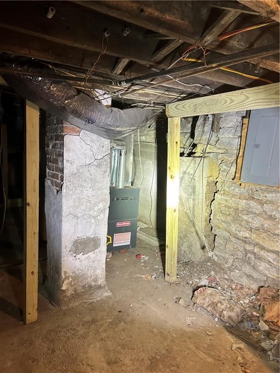 537 S CEDAR Avenue — photo 18