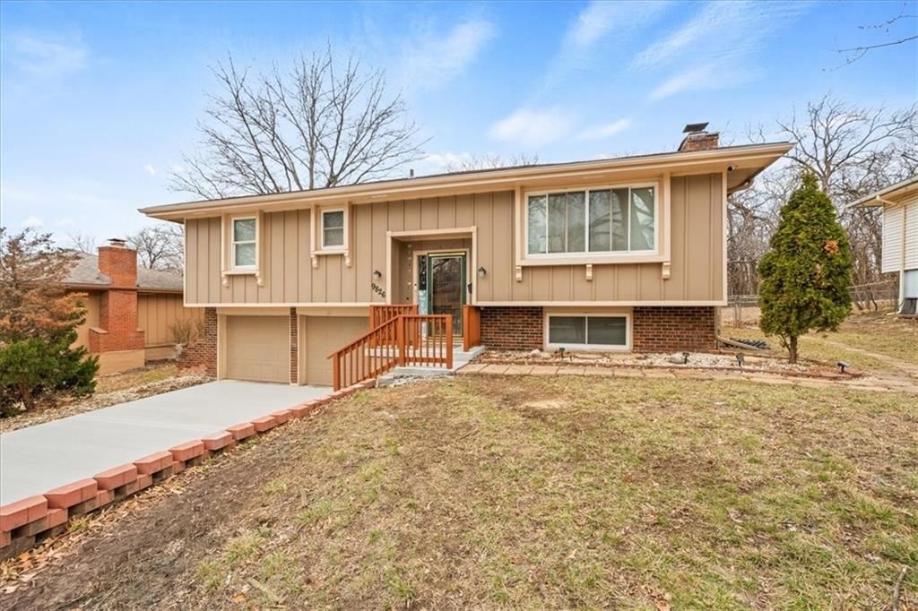 9826 Hardesty Avenue — photo 3