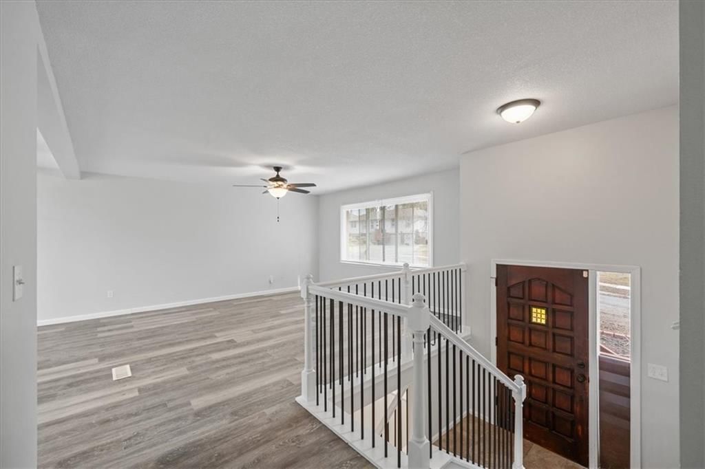 9826 Hardesty Avenue — photo 22