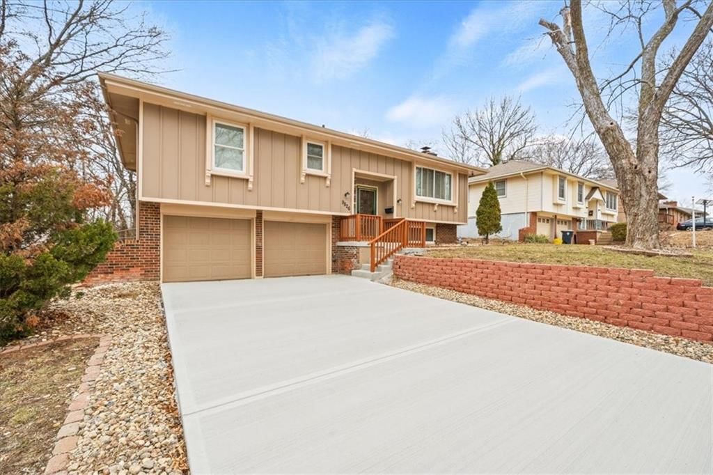 9826 Hardesty Avenue — photo 27