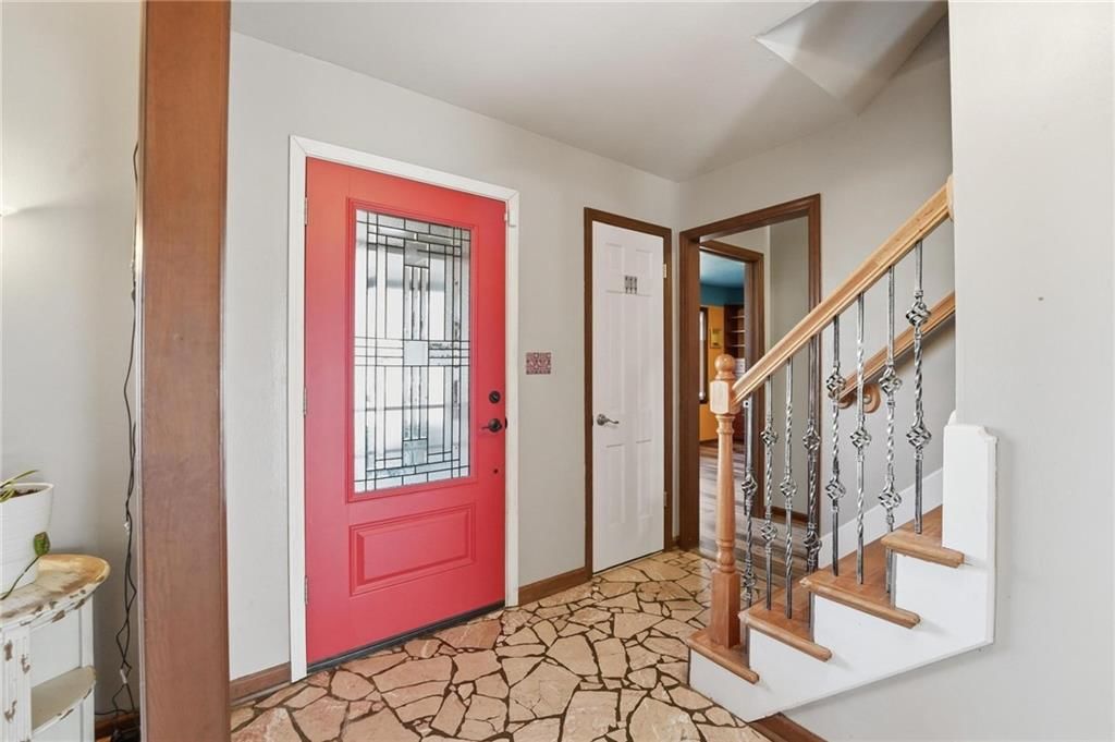 9721 Winslow Place — photo 8