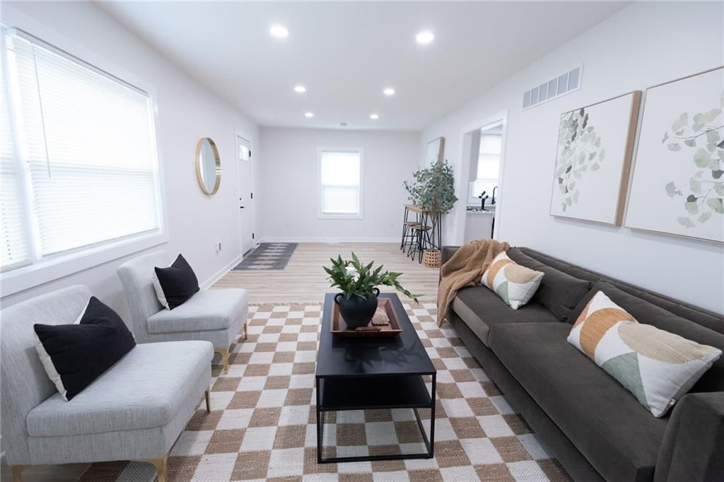 1306 Appleton Avenue — photo 4