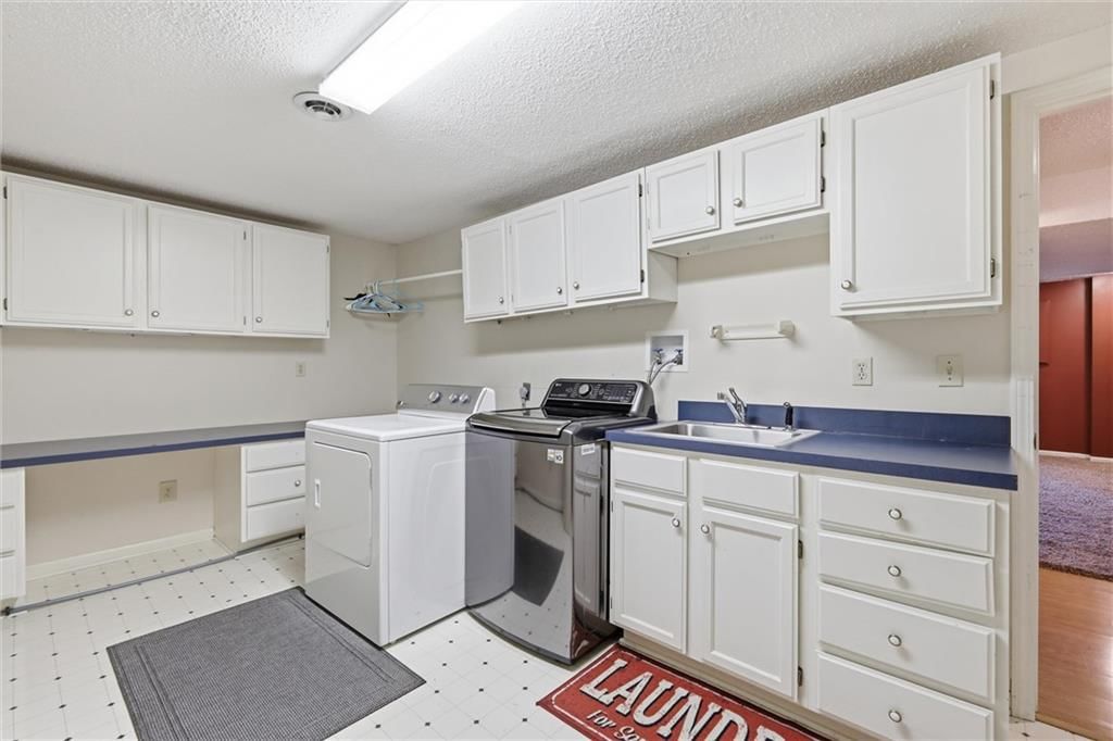 1206 Campbell Street — photo 33