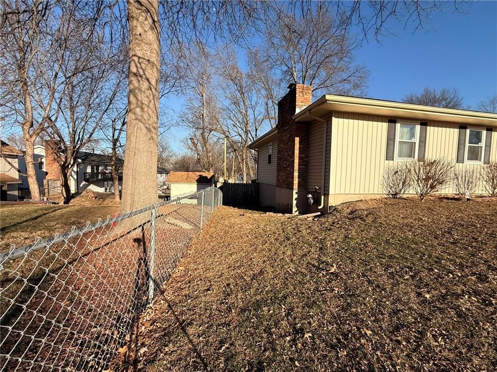 5821 N Colorado Avenue — photo 30