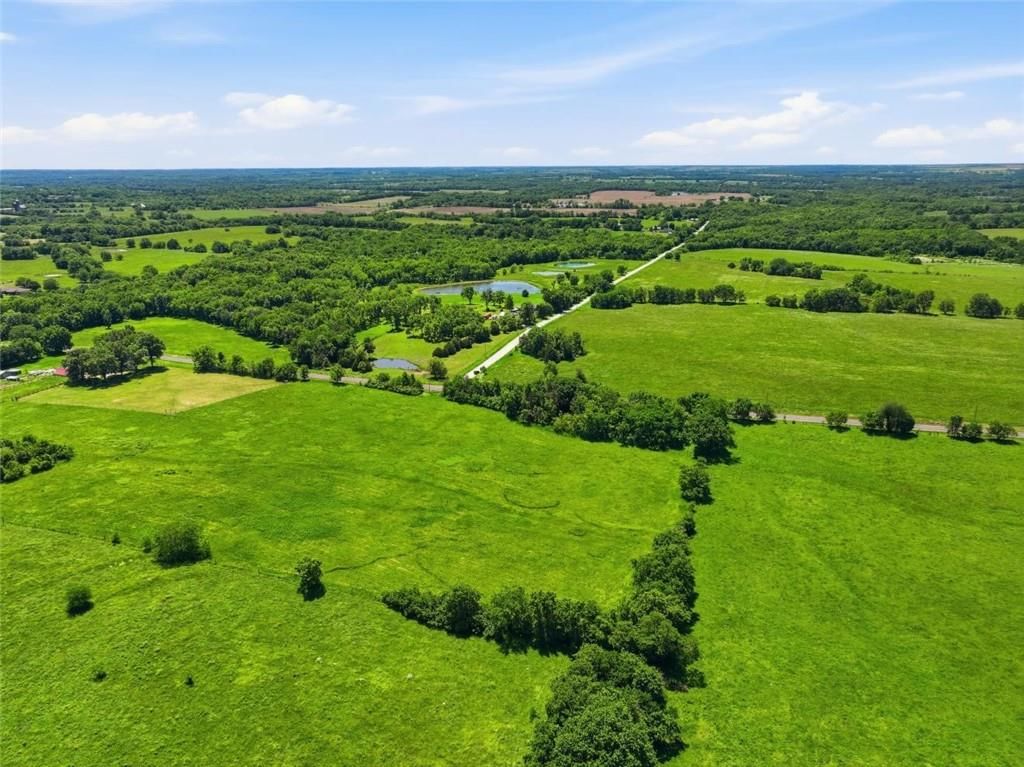 20 ACRES E State Route B (347th) Highway — photo 3