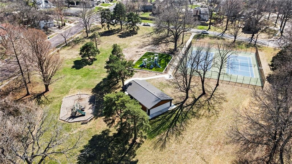 7808 W 95th Terrace — photo 33