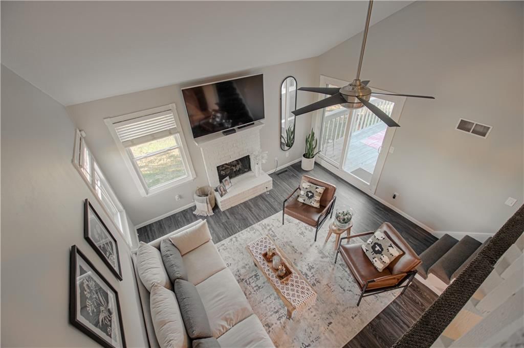 282 NE Bayview Drive — photo 17
