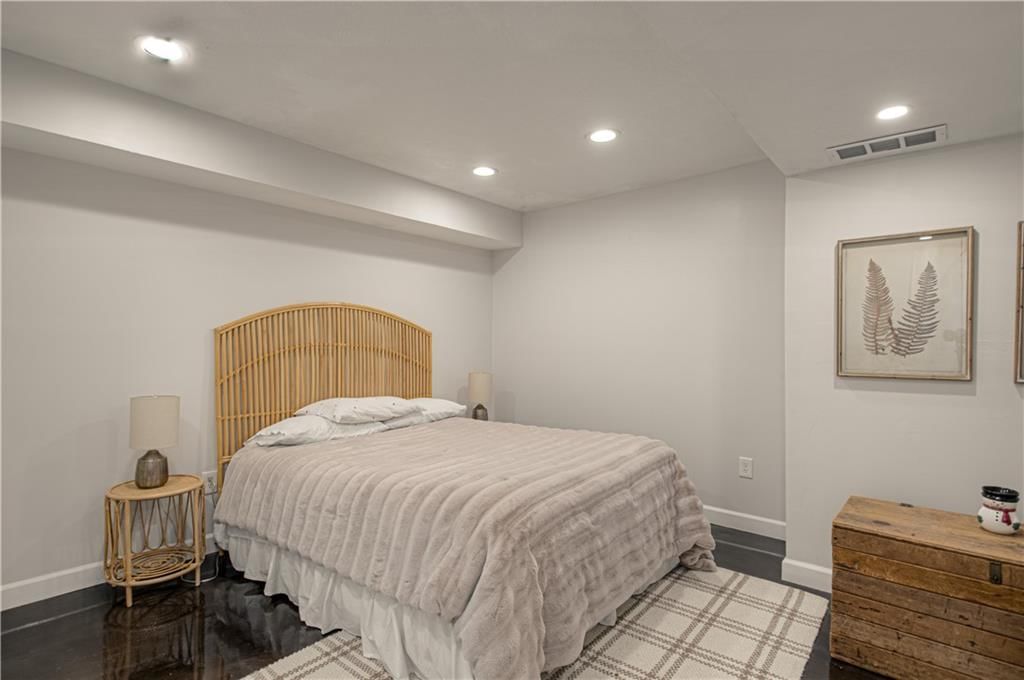 282 NE Bayview Drive — photo 29