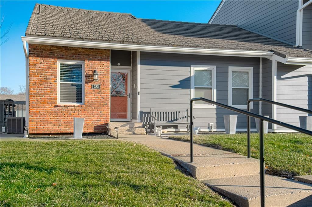 282 NE Bayview Drive — photo 40