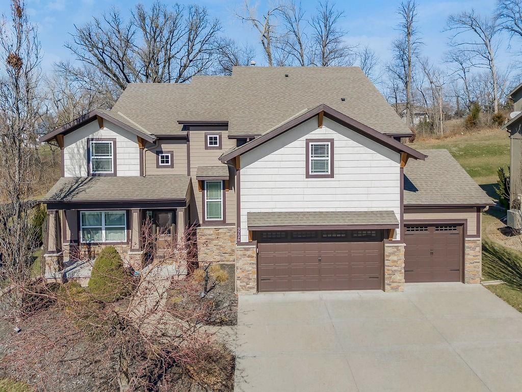 9726 Apple Blossom Lane — photo 2