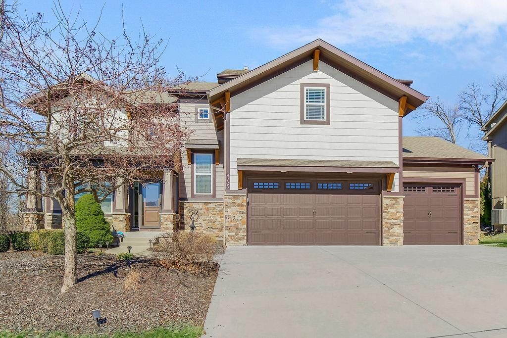 9726 Apple Blossom Lane — photo 4