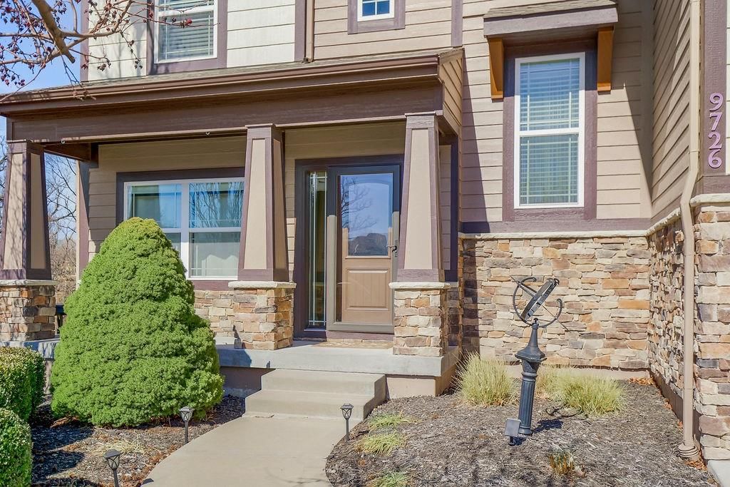 9726 Apple Blossom Lane — photo 5