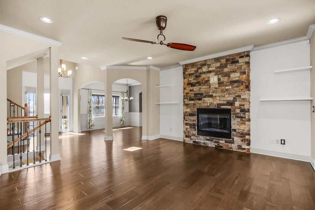 9726 Apple Blossom Lane — photo 8