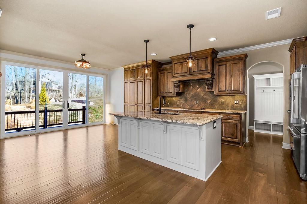 9726 Apple Blossom Lane — photo 16