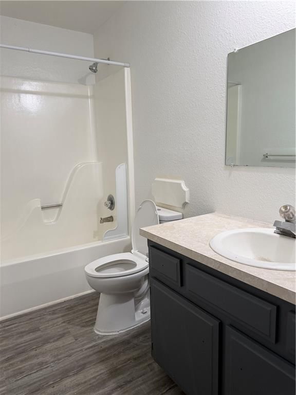 8208 Chas Circle — photo 7