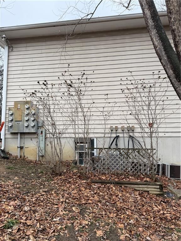 8208 Chas Circle — photo 27