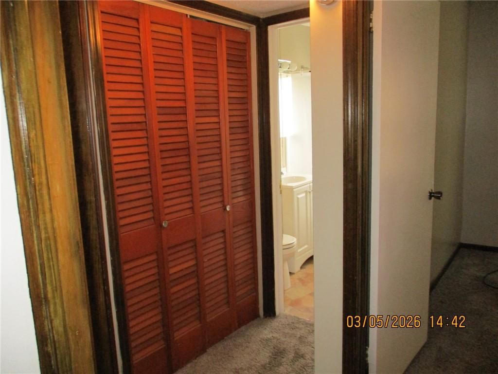 208 E Kay Street — photo 11