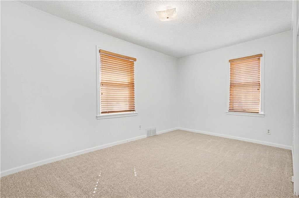 7120 Roe Avenue — photo 12