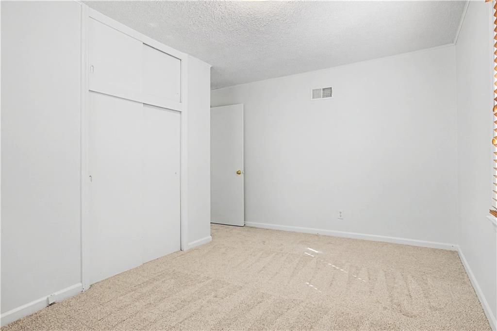 7120 Roe Avenue — photo 13