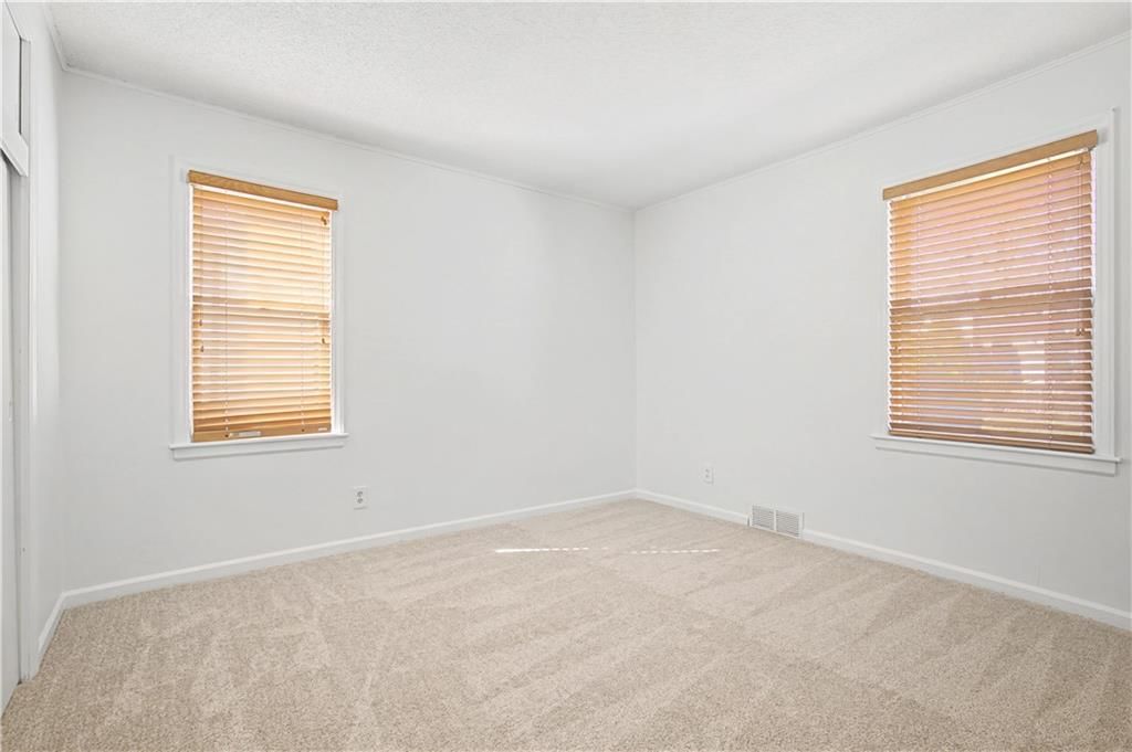 7120 Roe Avenue — photo 14