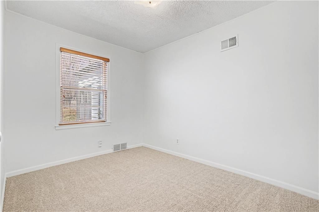 7120 Roe Avenue — photo 15