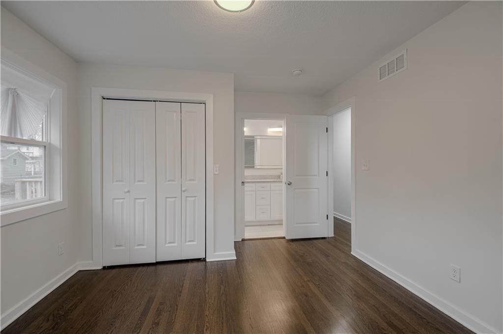 7332 Parallel Parkway — photo 12