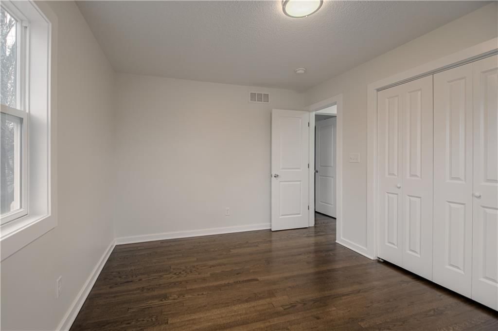 7332 Parallel Parkway — photo 17