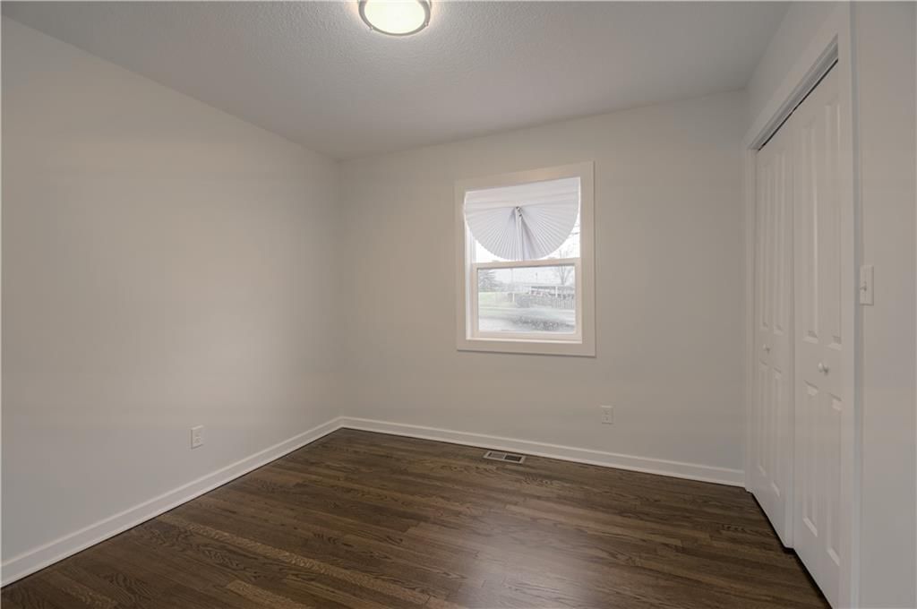 7332 Parallel Parkway — photo 18