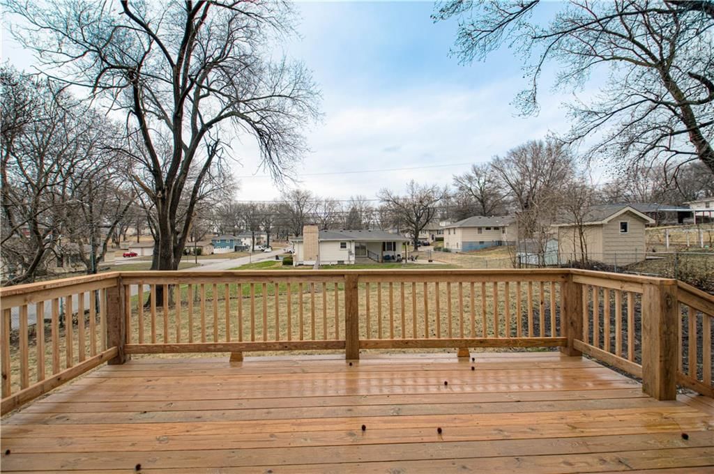 7332 Parallel Parkway — photo 28