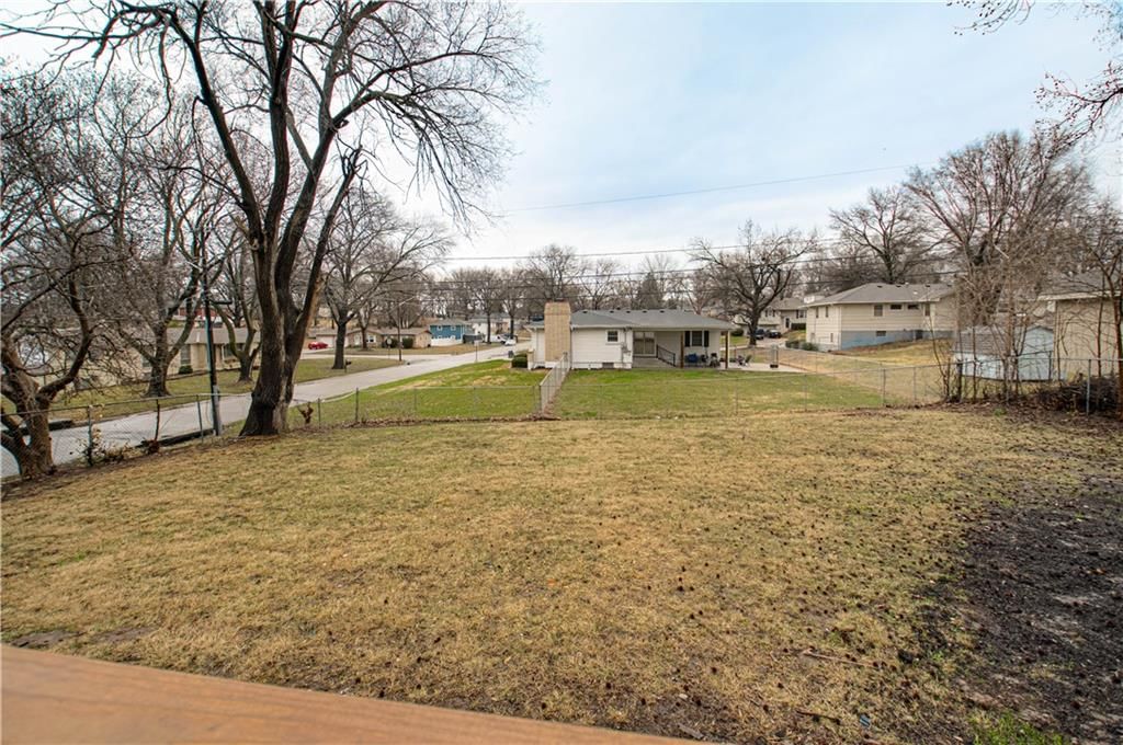 7332 Parallel Parkway — photo 29