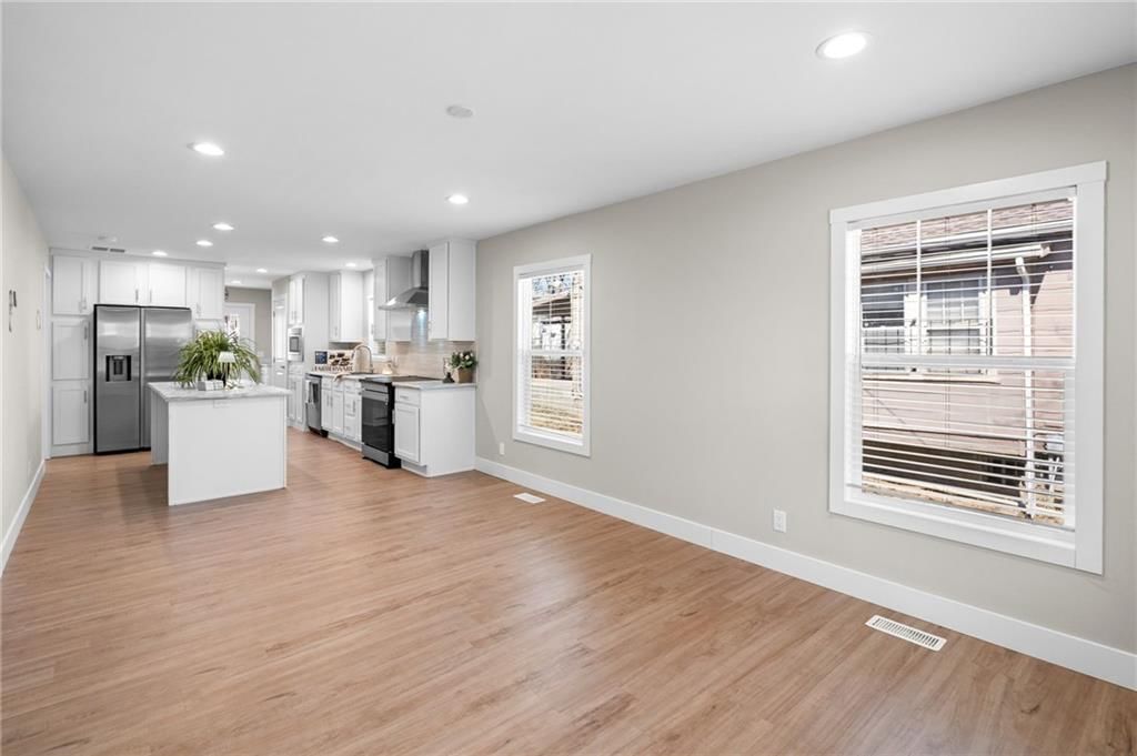 2726 N 21st Place — photo 5