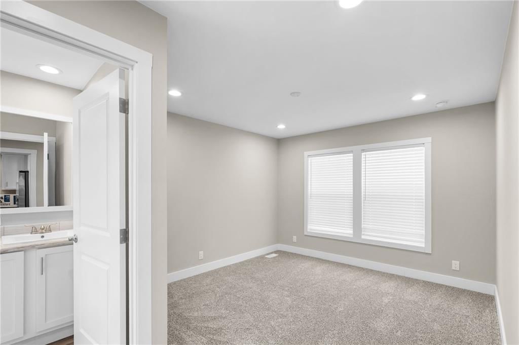 2726 N 21st Place — photo 12