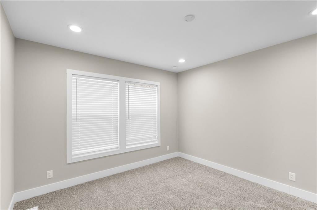 2726 N 21st Place — photo 13